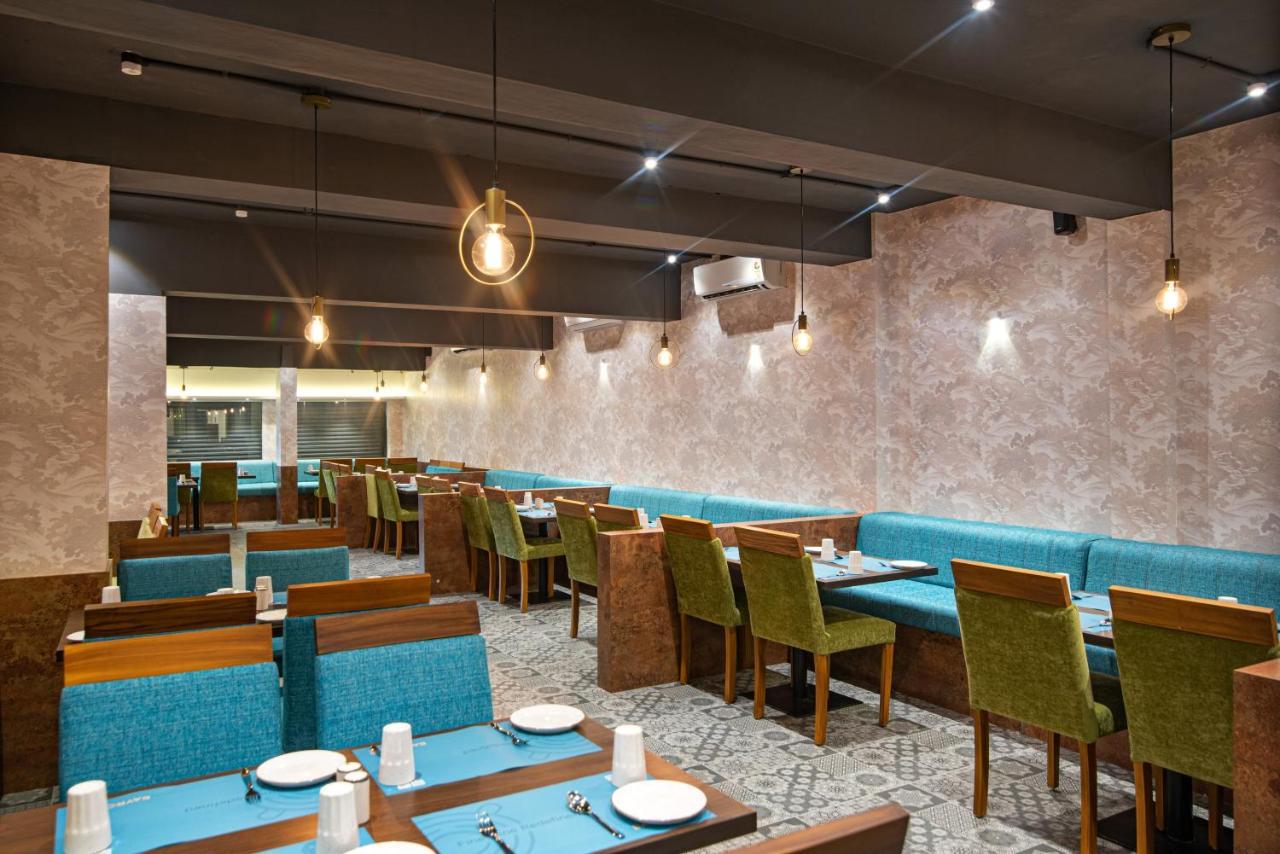Time Square Boutique Hotel & Spa Alappuzha Dış mekan fotoğraf